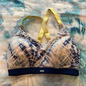 Victoria secret sports bra